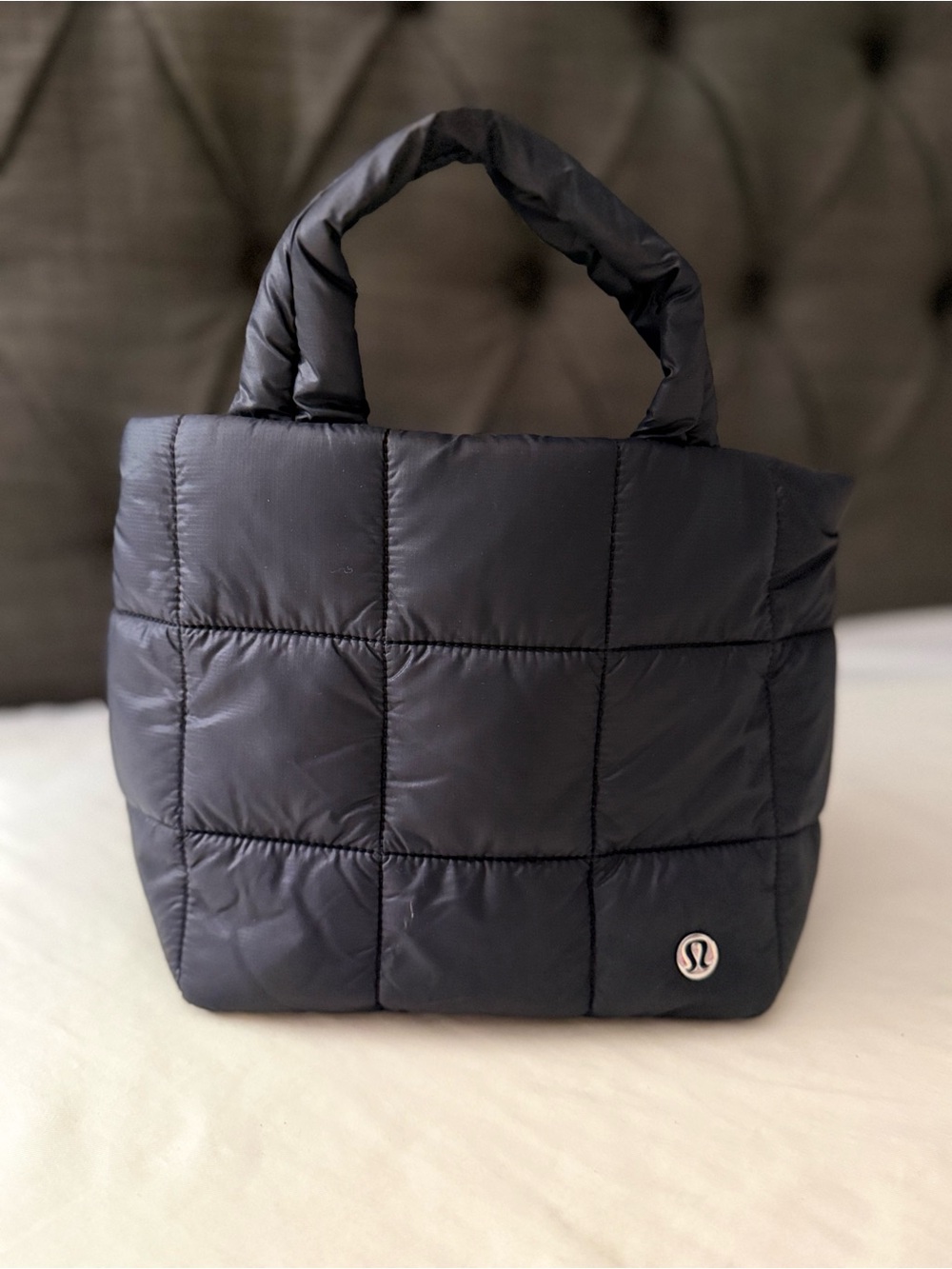 lululemon athletica Quilted Puffer Crossbody Tote in Black